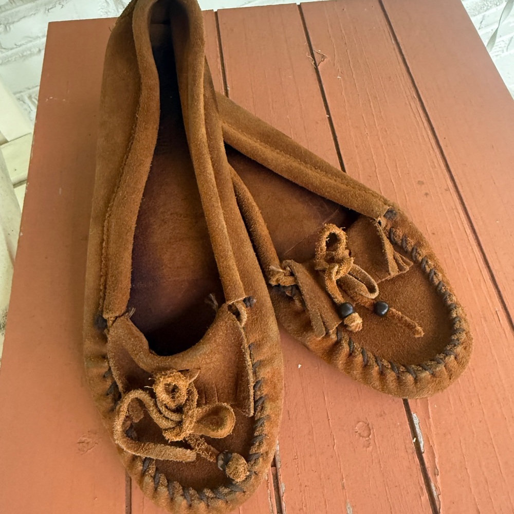 Minnetonka Brown Moccasins Women 9